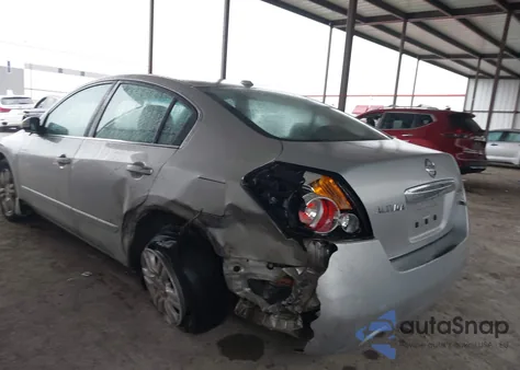 2010 Nissan Altima 2.5 S z USA, uszkodzony, nr VIN 1N4AL2APXAN481095